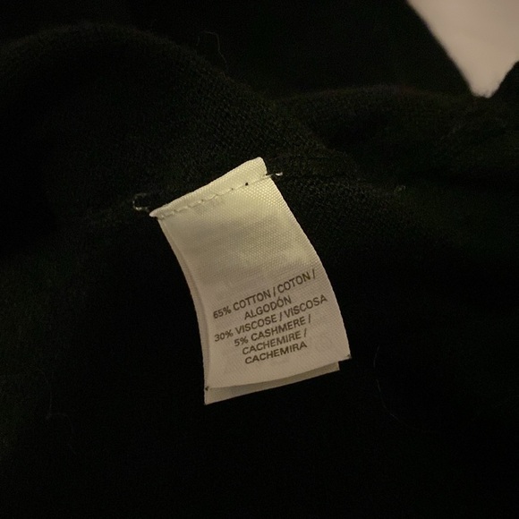 Victoria Secret Black Vneck Sweater Size Medium VGUC - Picture 4 of 8